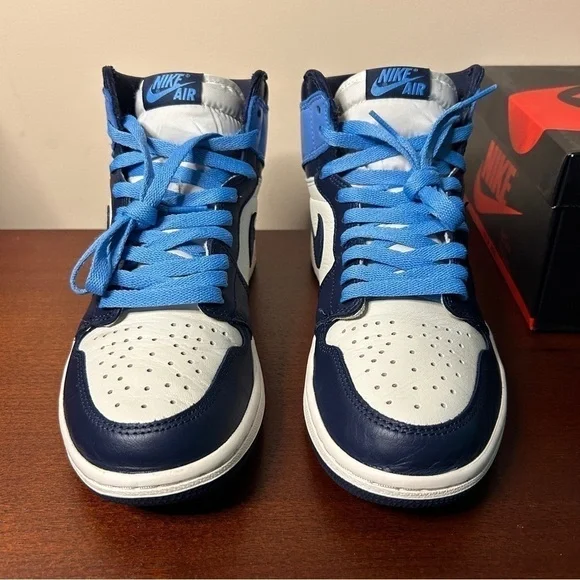 NikeNike Air Jordan High Retro OG UNC Obsidian Size Men's